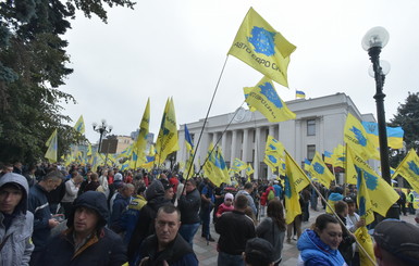 В Кабмине утвердили порядок растаможки 