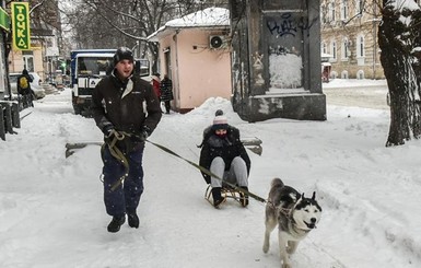 Сегодня днем, 3 декабря, в Украине от 5 мороза до 5 тепла