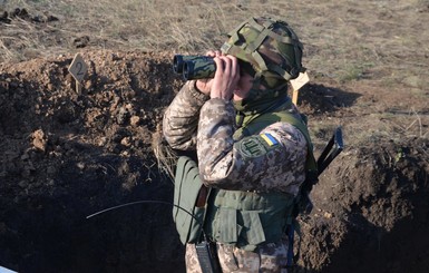 В Донбассе пал еще один военный