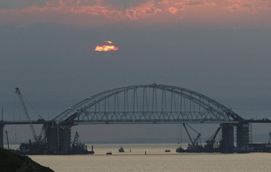 Керченский пролив снова перекрыт. В этот раз из-за погоды