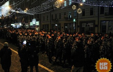 Нацполиция: факельное шествие прошло без происшествий