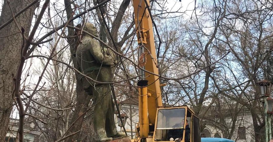 Последнего николаевского Ленина демонтировали из-за 