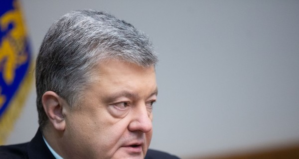 Порошенко подписал закон о запрете россиянам наблюдать за выборами в Украине