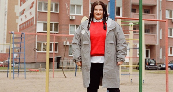 VOGUE об украинских  артистах: alyona alyona выделяется из толпы, Луна - “символ перемен”, а Дорн - сердцеед
