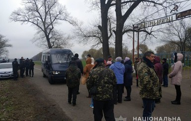 Под Киевом пытались захватить аграрный кооператив. Полиция всех арестовала