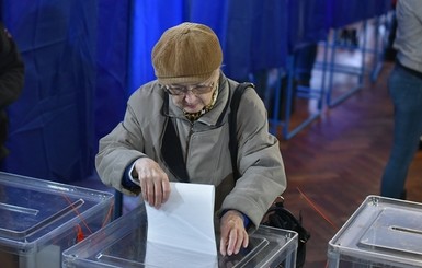 В Чернобыле проголосовали вахтовики, а самоселы не смогли