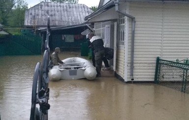 На западе Украины затопило 