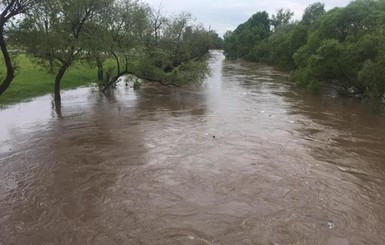 Уровень воды в реке Уж побил исторический рекорд