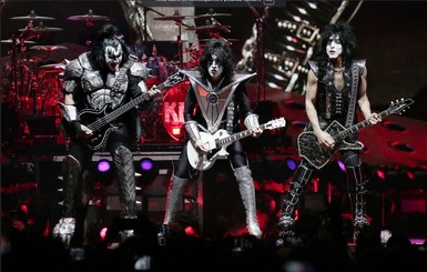 Киевский райдер KISS: немного алкоголя и 300 кг еды