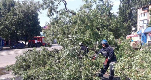 В Украине все еще без света сидят жители 96 населенных пунктов