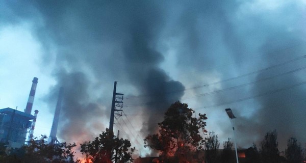 В Индии молнией убило 9 человек, а в Китае взорвался газовый завод