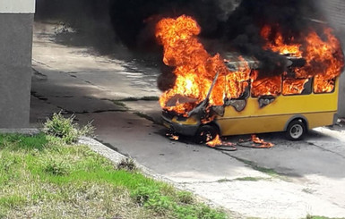 В Днепропетровской области взорвалась маршрутка