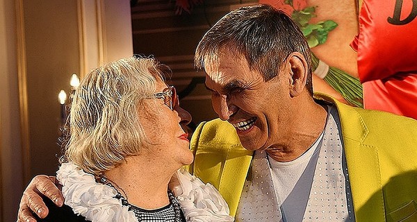 Бари Алибасов дружит с актером гей-порно и устраивает эротические фотосессии