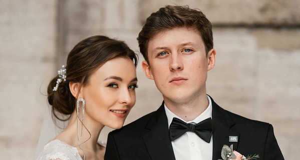 Солист  группы ZBSband: Со свадьбой Настя Каменских поздравила одной из первых