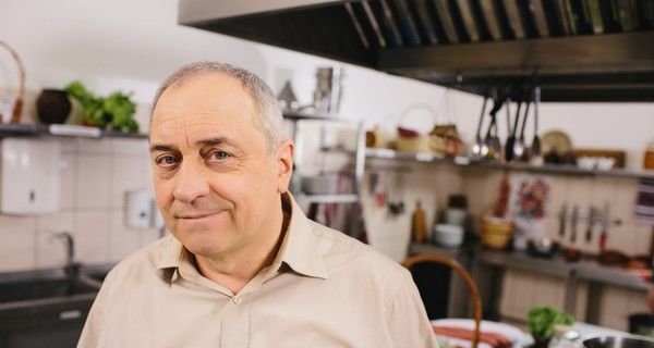 Виктору Андриенко – 60: Если юмористам понадобится помощь, запишите мой телефон...