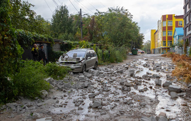 В Днепре из новостроя посыпались блоки