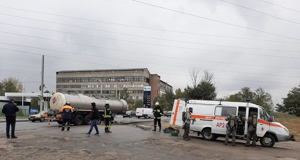 В Днепре ликвидировали утечку неизвестного вещества