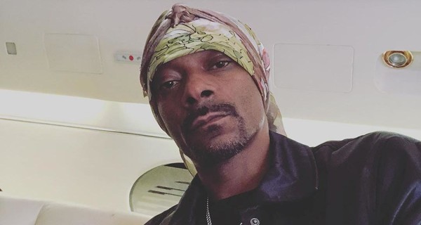 Snoop Dogg платит скрутчику косяков 50 тысяч долларов в год