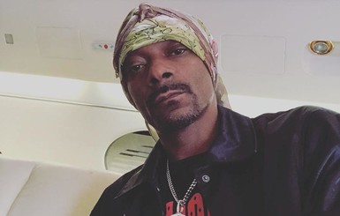 Snoop Dogg платит скрутчику косяков 50 тысяч долларов в год