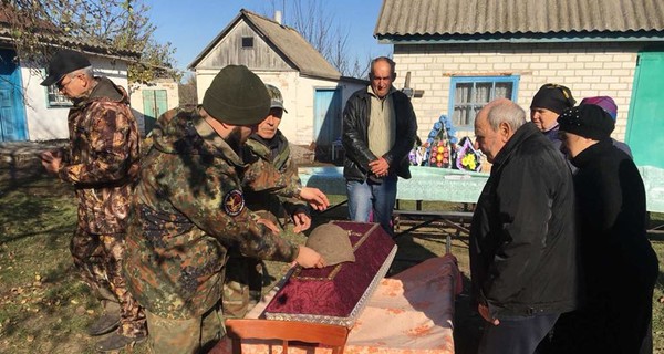 Погибший солдат вернулся к сыну из 1942 года