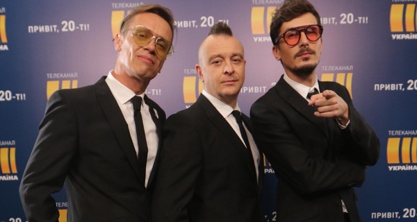 Участники группы MOZGI на корпоратив добирались на скорой помощи 