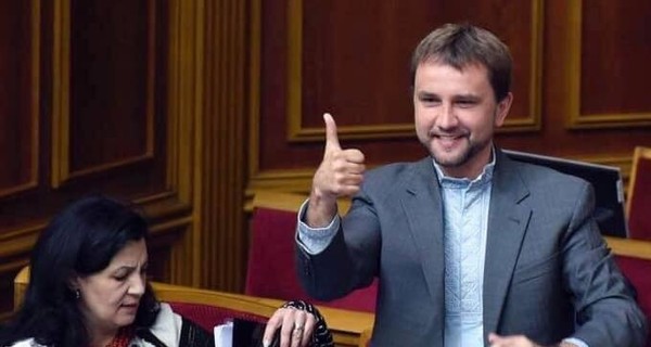 Вятрович вспомнил Бога, принимая присягу депутата в Раде