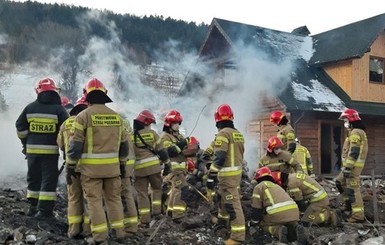 В Польше обрушился жилой дом, погибли 8 человек