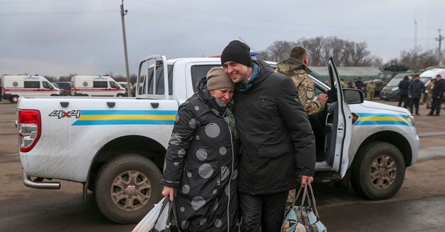 В рамках обмена пленными в Украину вернулись 76 человек: все подробности