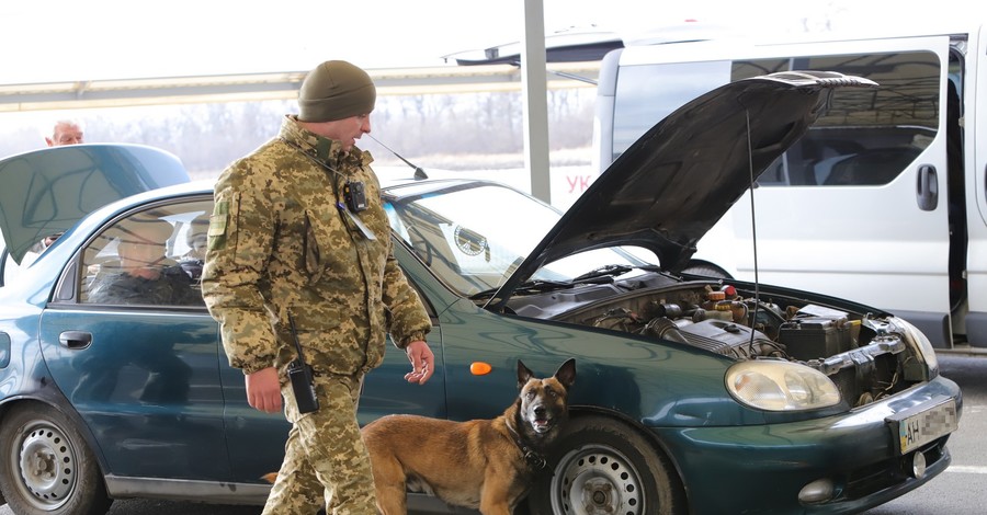 На западной границе возникли пробки из-за возвращающихся с праздников украинцев