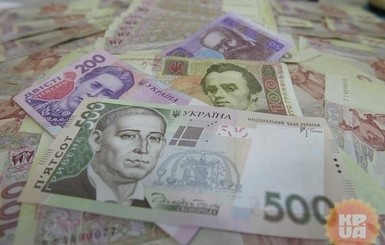 500 евро, 150 долларов и 600 гривен: на Волыни ученики украли кошелек у преподавателя