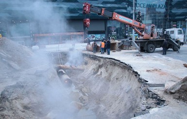 В Киевтеплоэнерго назвали причину потопа в Ocean Plaza и озвучили печальную статистику