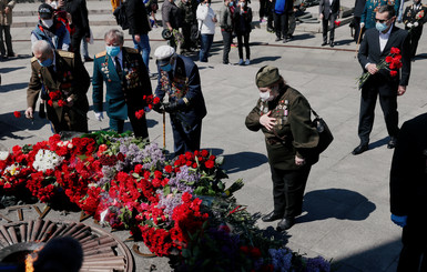 Кличко: 8 и 9 мая в Киеве выписали шесть штрафов, так как люди 