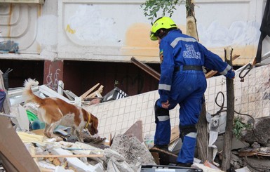 Под завалами многоэтажки на Позняках нашли третью жертву