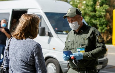 В Госпогранслужбе рассказали, кто не должен самоизолироваться при въезде в Украину