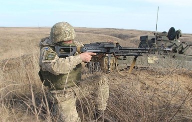 В зоне ООС ранен украинский боец