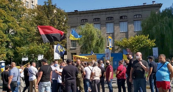 По итогам визита Зеленского в Днепр полиция открыла четыре уголовных дела