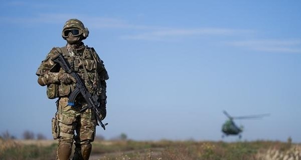 На Донбассе подорвался украинский боец