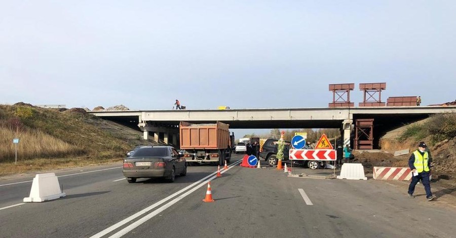 Участнику ДТП, в котором погибли подполковник ГСЧС и его дочь, сообщили о подозрении