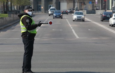 Вместо новогодних праздников - локдаун: чего ждать бизнесу, населению и экономике