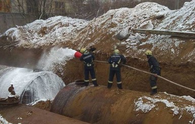 В Запорожье произошел взрыв на неработающей АЗС, погиб мужчина 