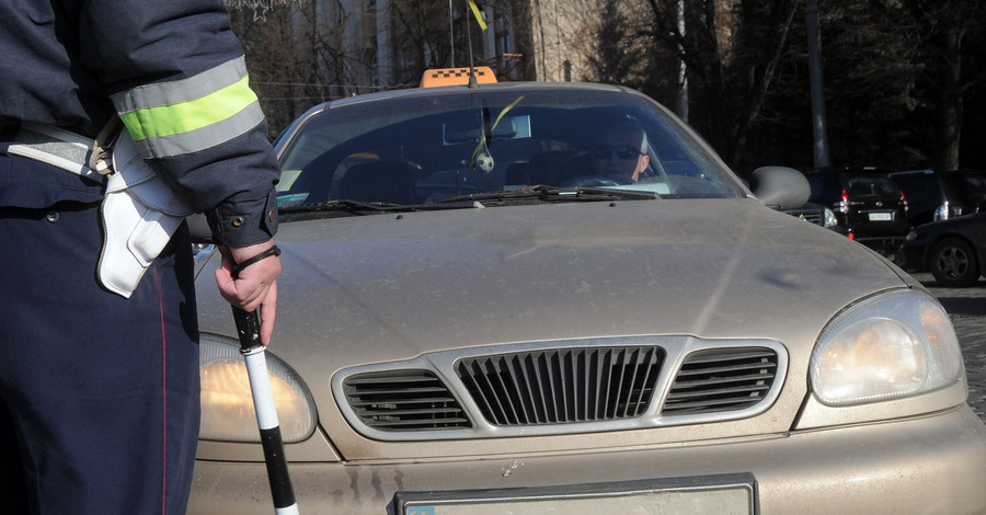 В Белой Церкви у таксиста 7 раз забирали права, но он продолжает возить пассажиров