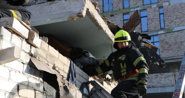 В центре Днепра мужчину раздавило бетонной плитой