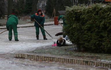 Гололед в Киеве: советы Кличко и киевлянам