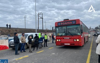 В Днепропетровской области пустили транспорт по новому мосту через Чертомлык