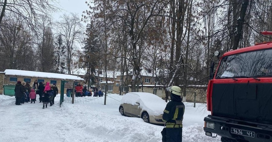 В Киеве произошел пожар в детском саду, эвакуировали более сотни детей