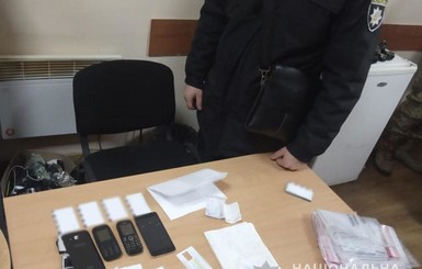 В Чернигове 10-летняя девочка отдала мошенникам более 50 тысяч гривен за 