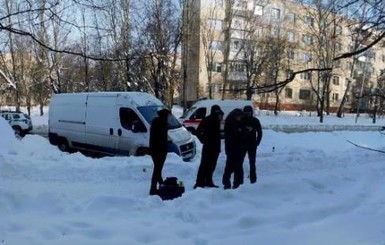 Во Львове средь бела дня произошла драка со стрельбой