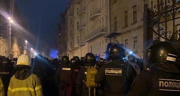 В Слуге Народа возмущены насилием и дерзким неуважением к правопорядку во время акции в поддержку Стерненко