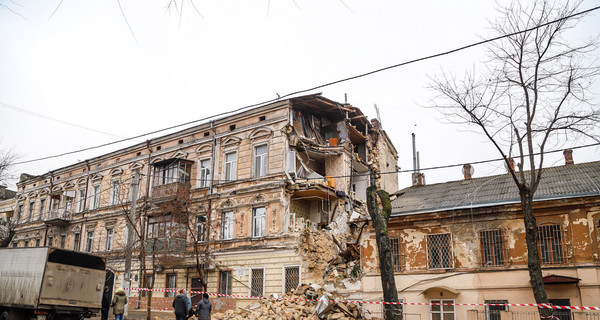 В Одессе обрушился очередной памятник архитектуры