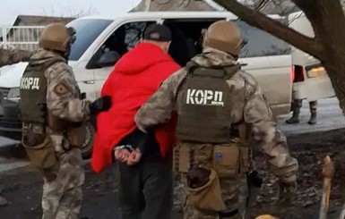 Под Кривым Рогом убийца скрылся от полиции и был найден в диване у родственников